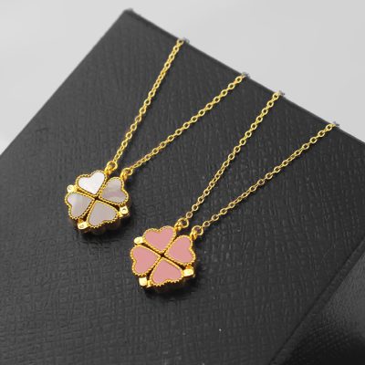 vòng cổ titan cỏ bốn 4 lá